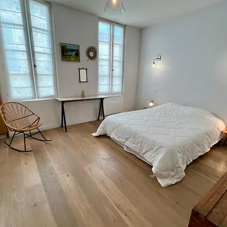 Family Martin De Re Intra-muros